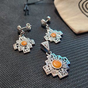 950 Peruvian Sterling Silver Earrings and Pendant